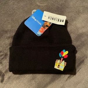 NWT Kids UP beanie